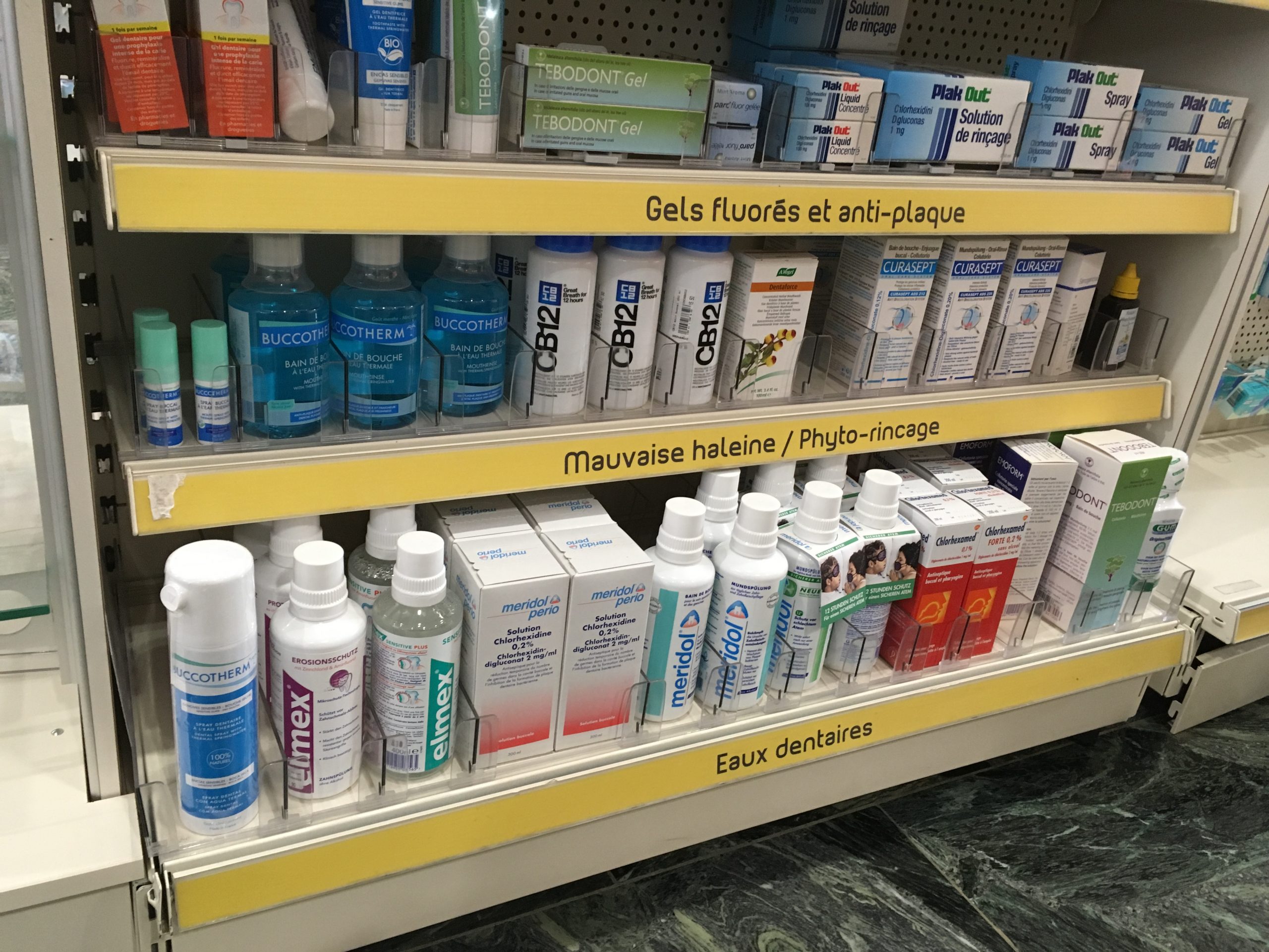 ¡BUCCOTHERM® destacado en una farmacia!